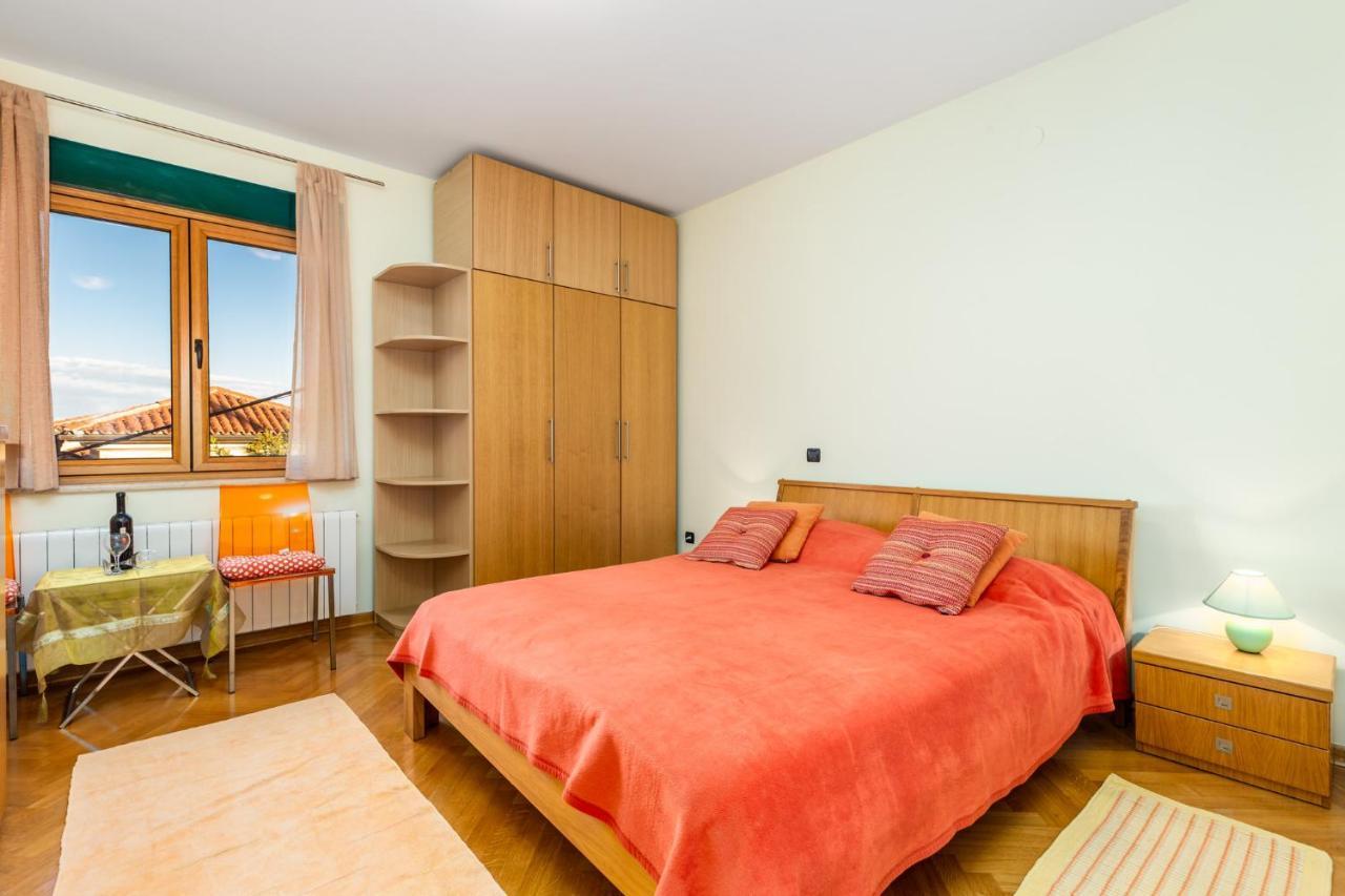 Lux Apartmani โอปาติยา ภายนอก รูปภาพ