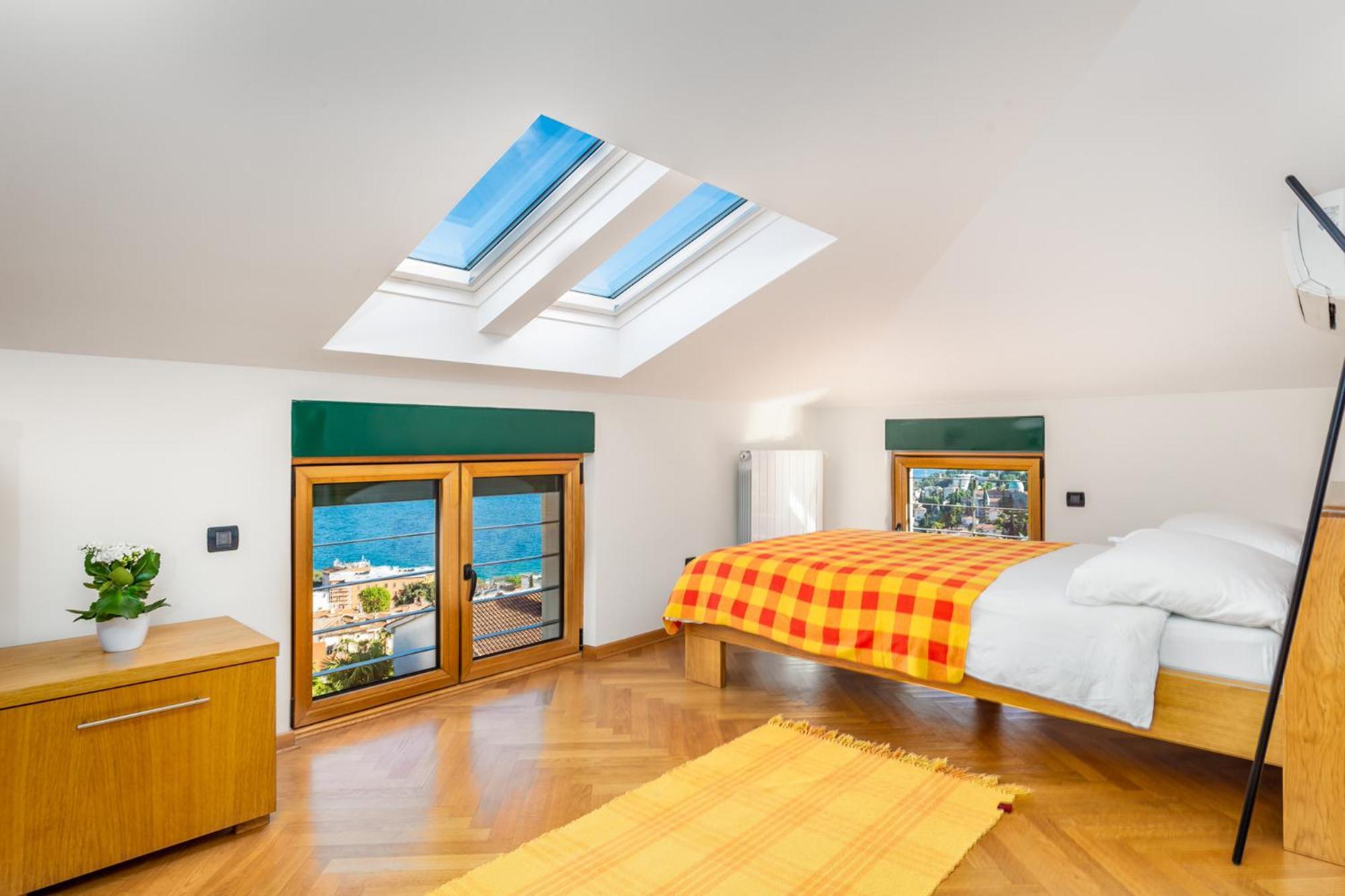 Lux Apartmani โอปาติยา ภายนอก รูปภาพ